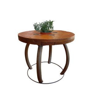 Mesa auxiliar de madera y metal
